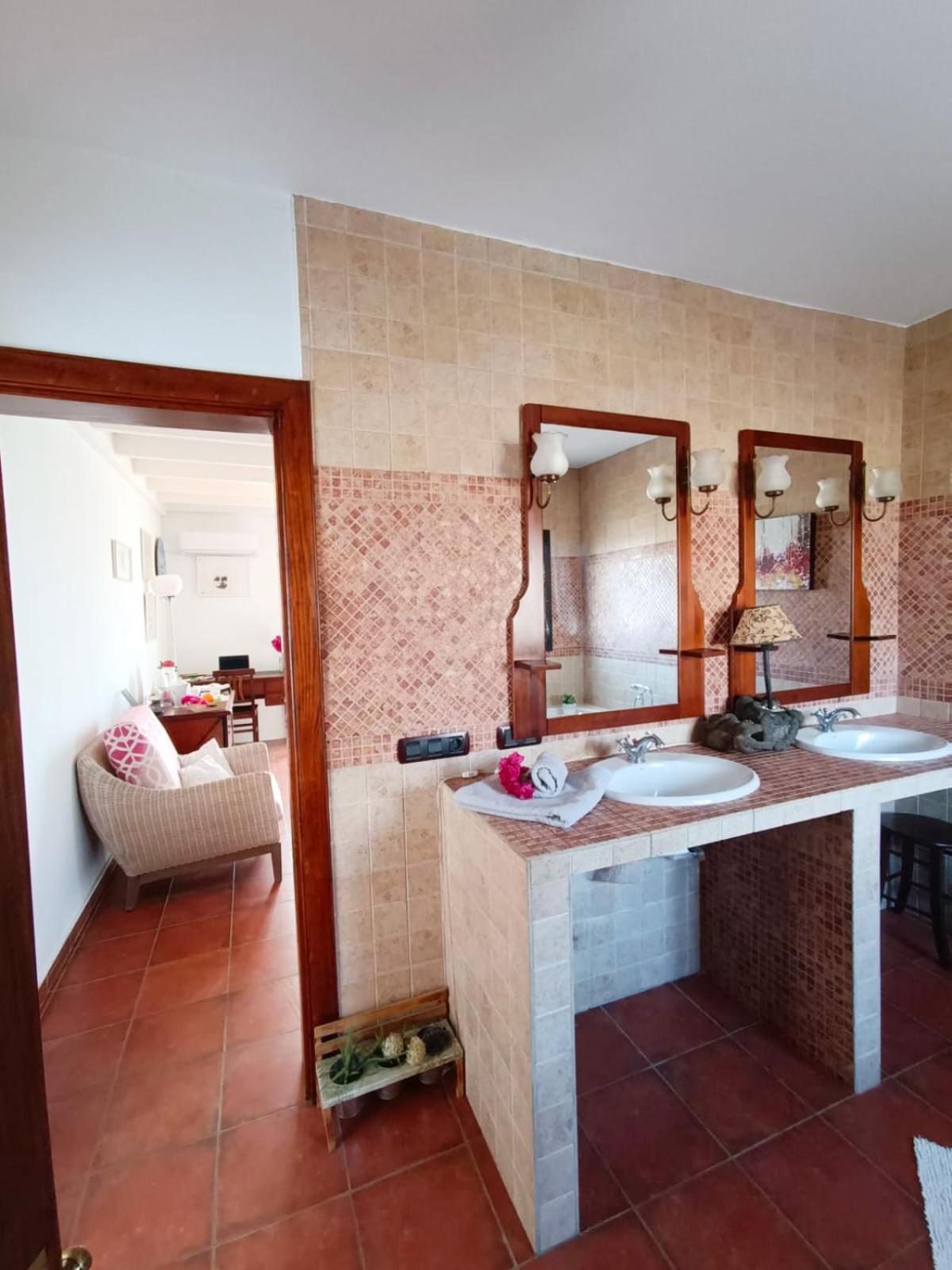 Elvira Hotel Tías Kültér fotó